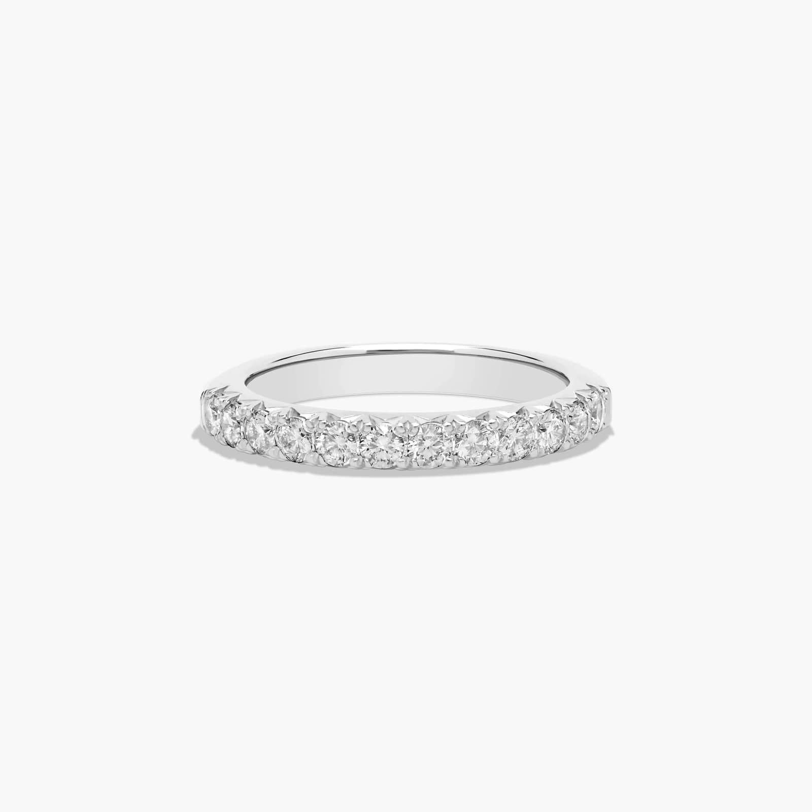 18k Gold Wedding Ring 2.54gm 7brilliant cut lab Diamonds