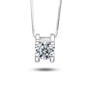 18ct White Gold With Approx 70ct Of Lab Diamond